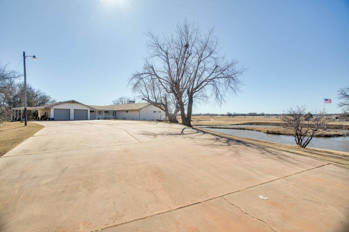 1017 Robertson Rd - Photo 1