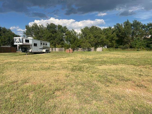 12 Brookhaven - Photo 1