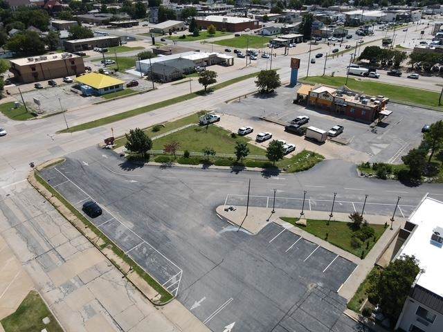 200 Van Buren - Photo 1