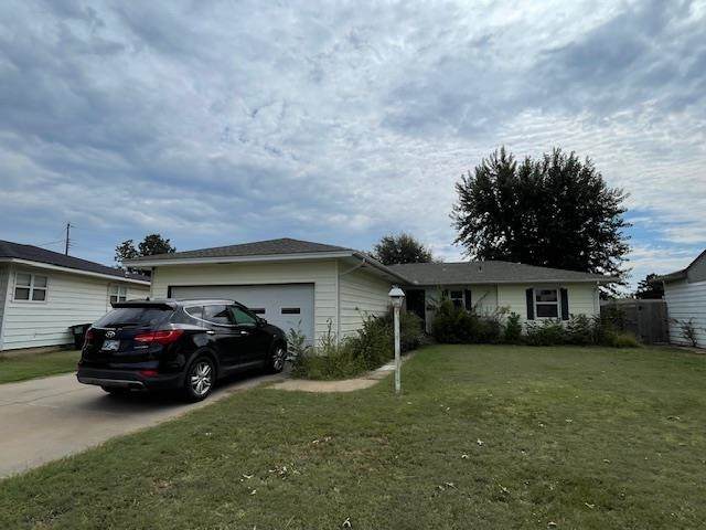 1401 Beverly Dr - Photo 1