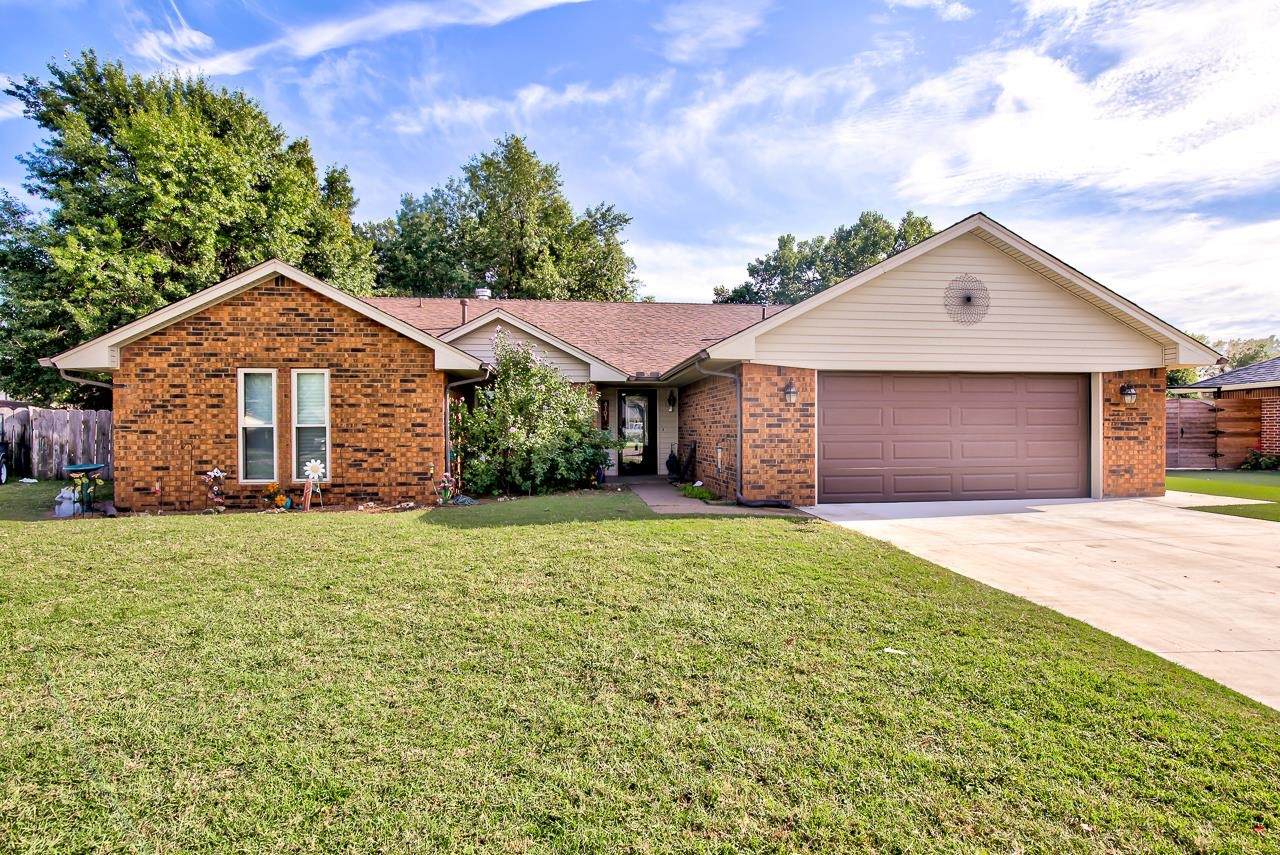 4101 Harpers Ferry - Photo 1