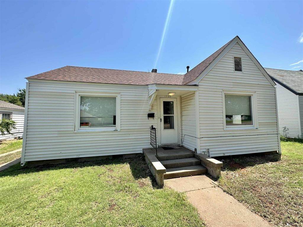 1706 9th St - Photo 1