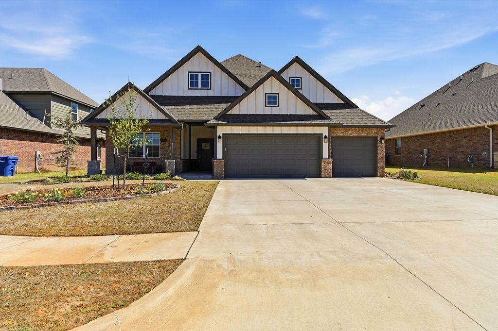 1111 Sawgrass Lane - Photo 1