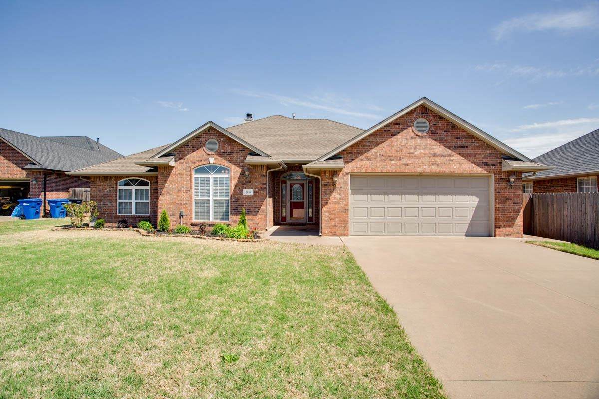 805 Caribou Cir - Photo 1