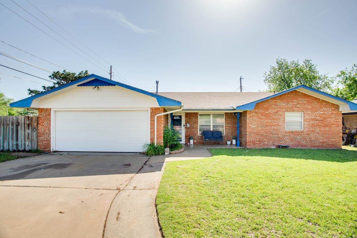 129 Margaret Cir - Photo 1