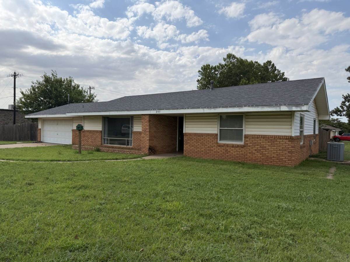 205 State - Photo 1