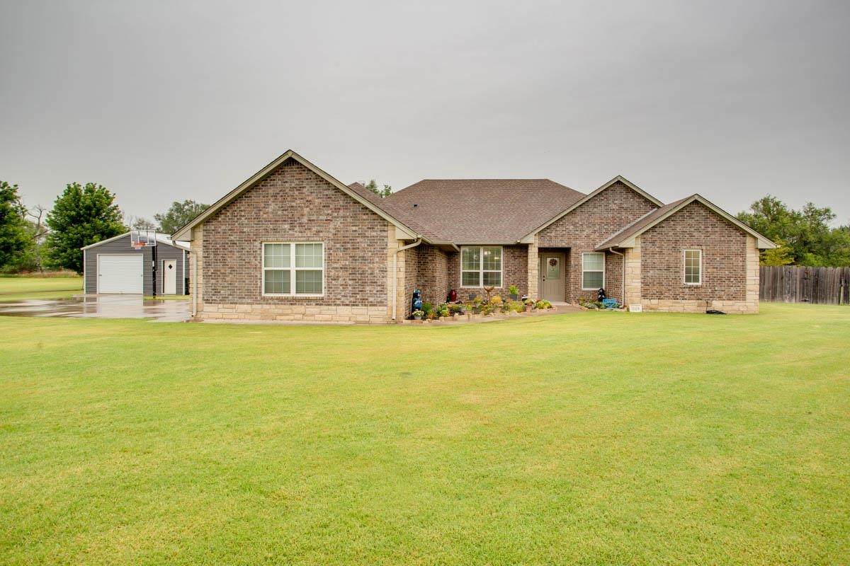 7029 Longbranch - Photo 1
