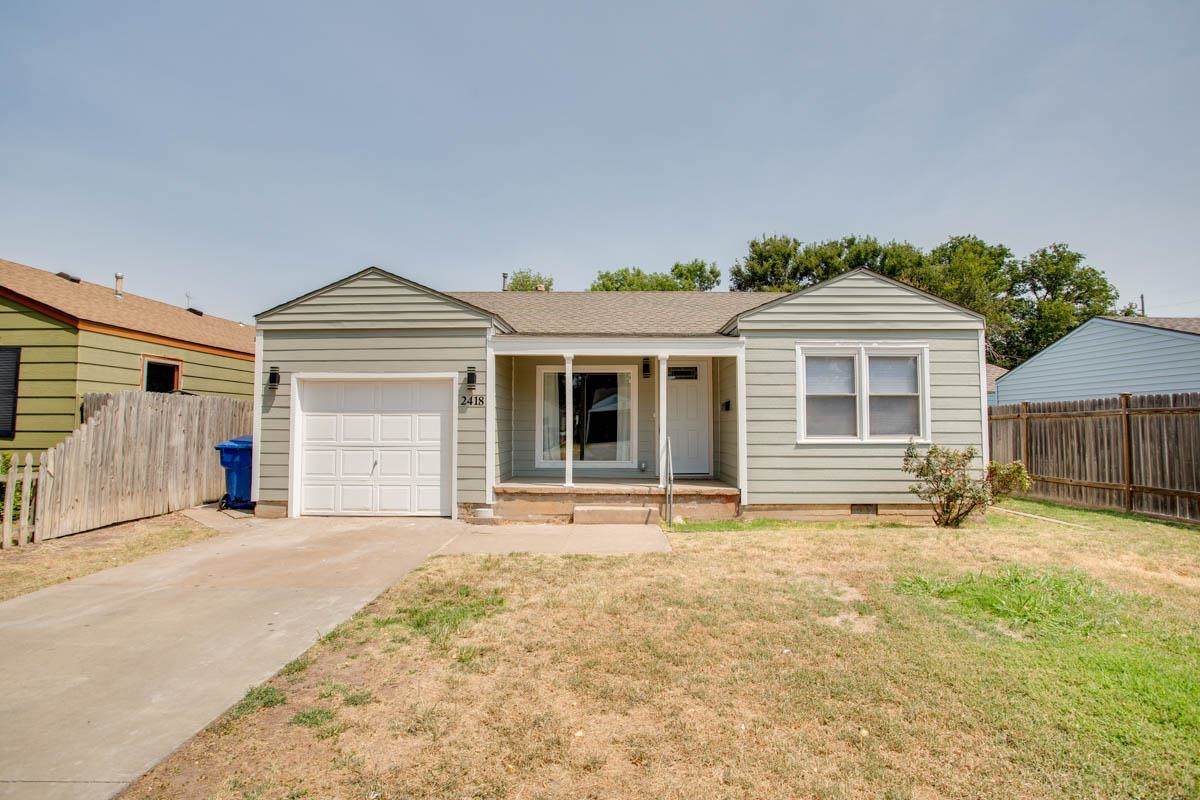 2418 Broadway - Photo 1