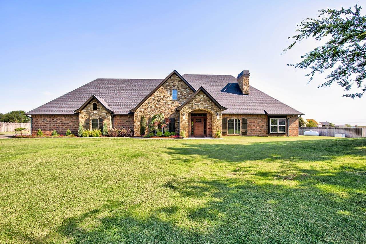 16 Wilderness Rd - Photo 1