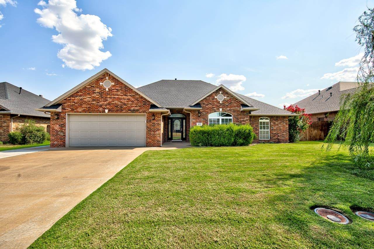 4801 Elk Run - Photo 1