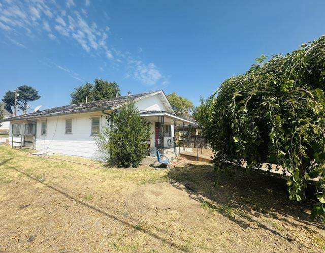 423 Summer - Photo 1
