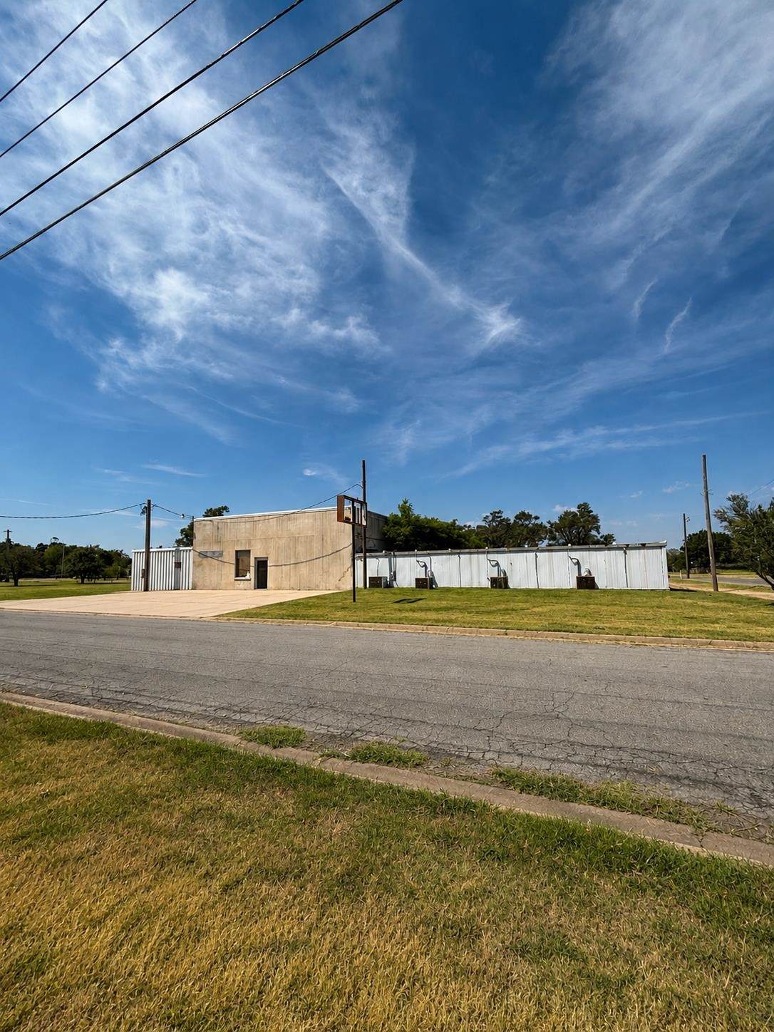216 Santa Fe St - Photo 1