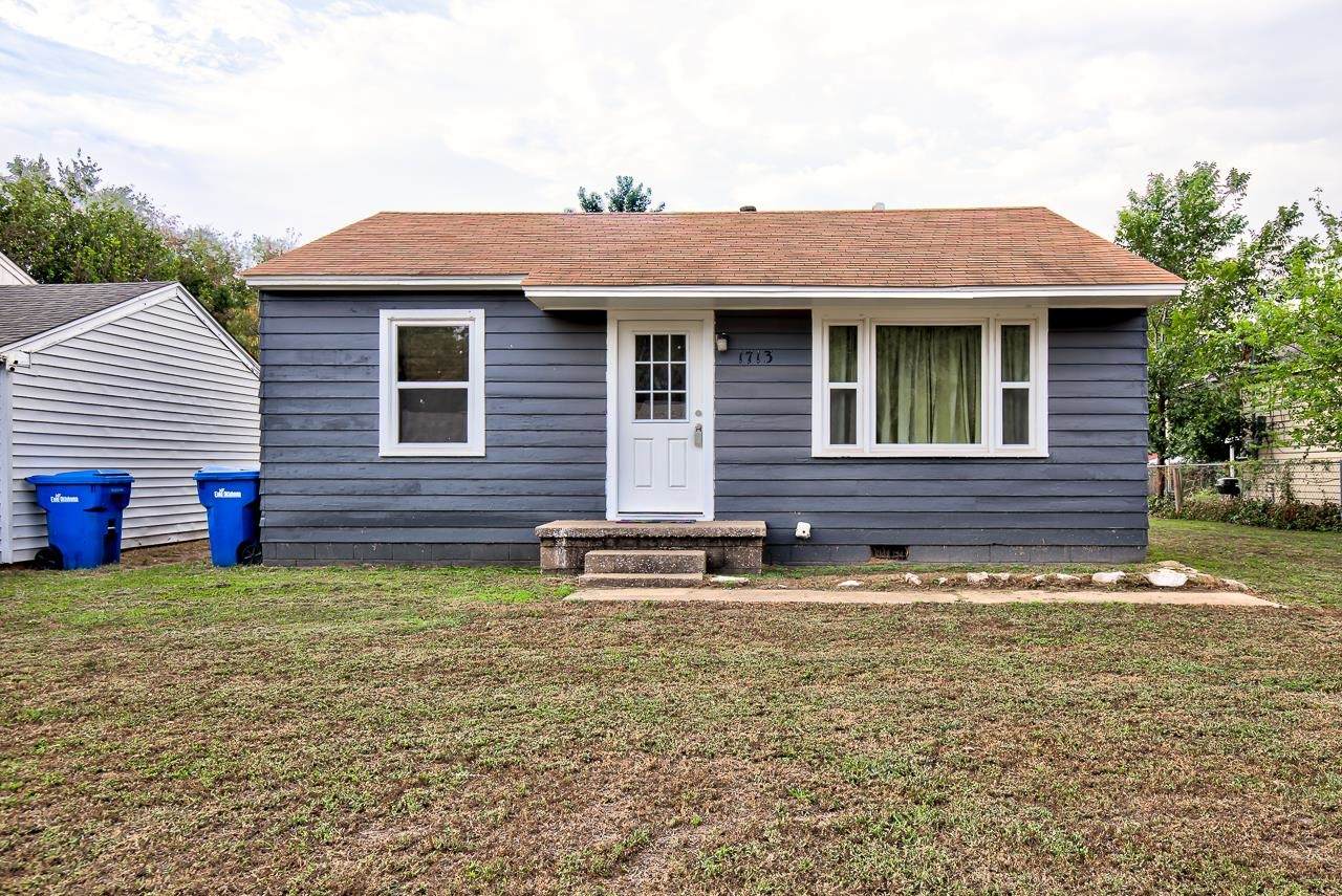 1713 Cedar - Photo 1