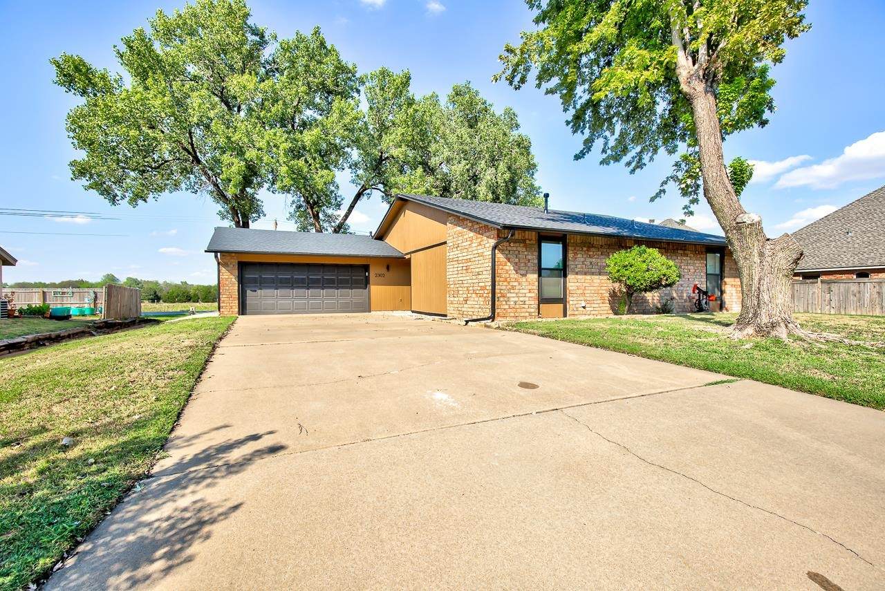 2302 Double Tree Lane - Photo 1