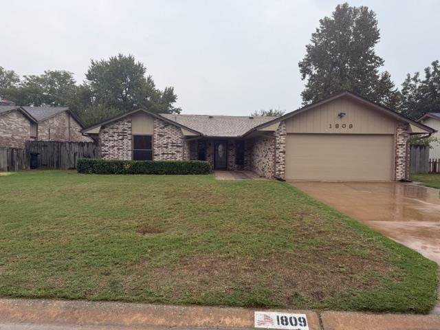 1809 Gingham Ln - Photo 1