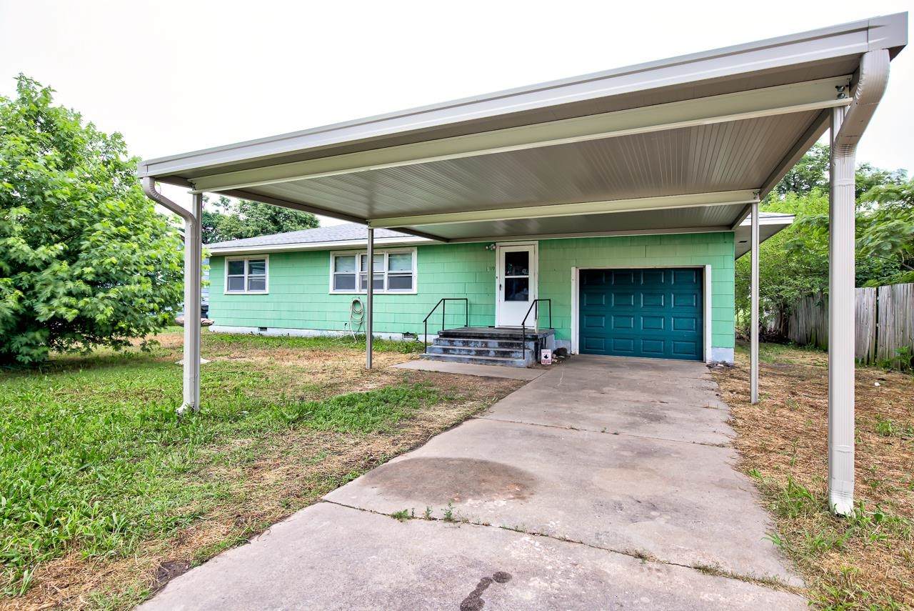 519 Cherokee - Photo 1