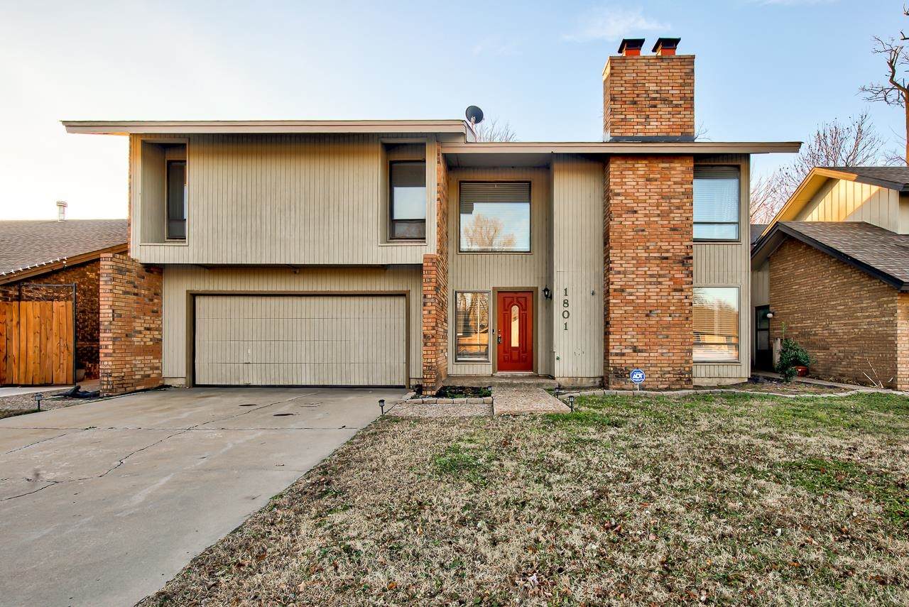 1801 Calico Ln - Photo 1