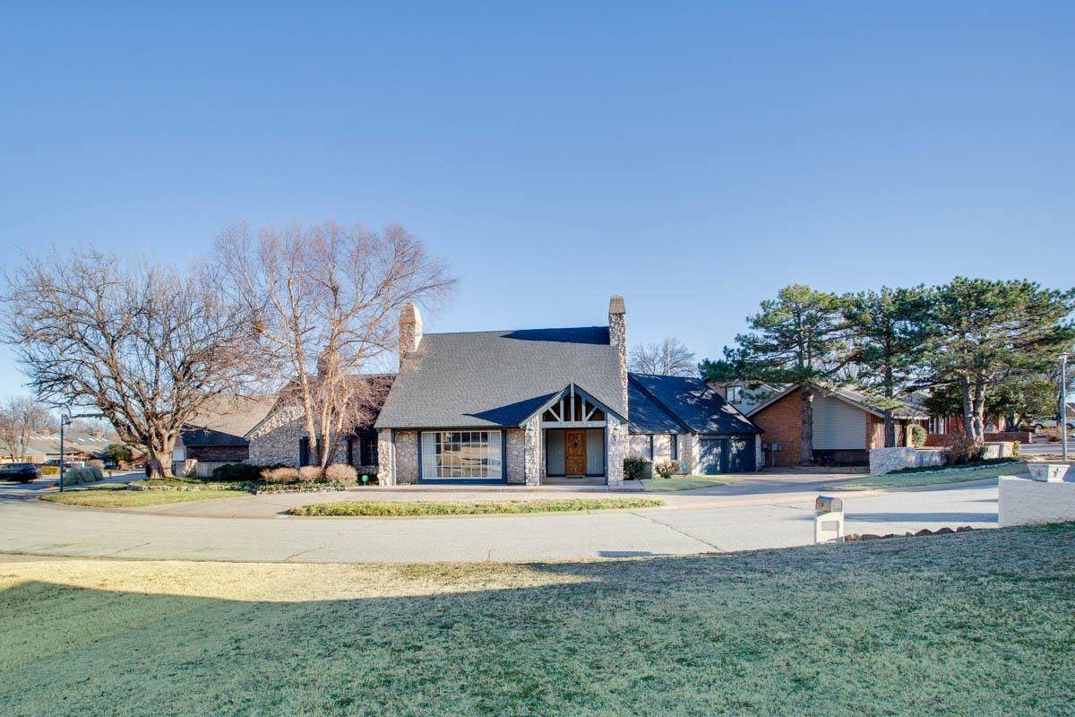 2529 Homestead Rd - Photo 1