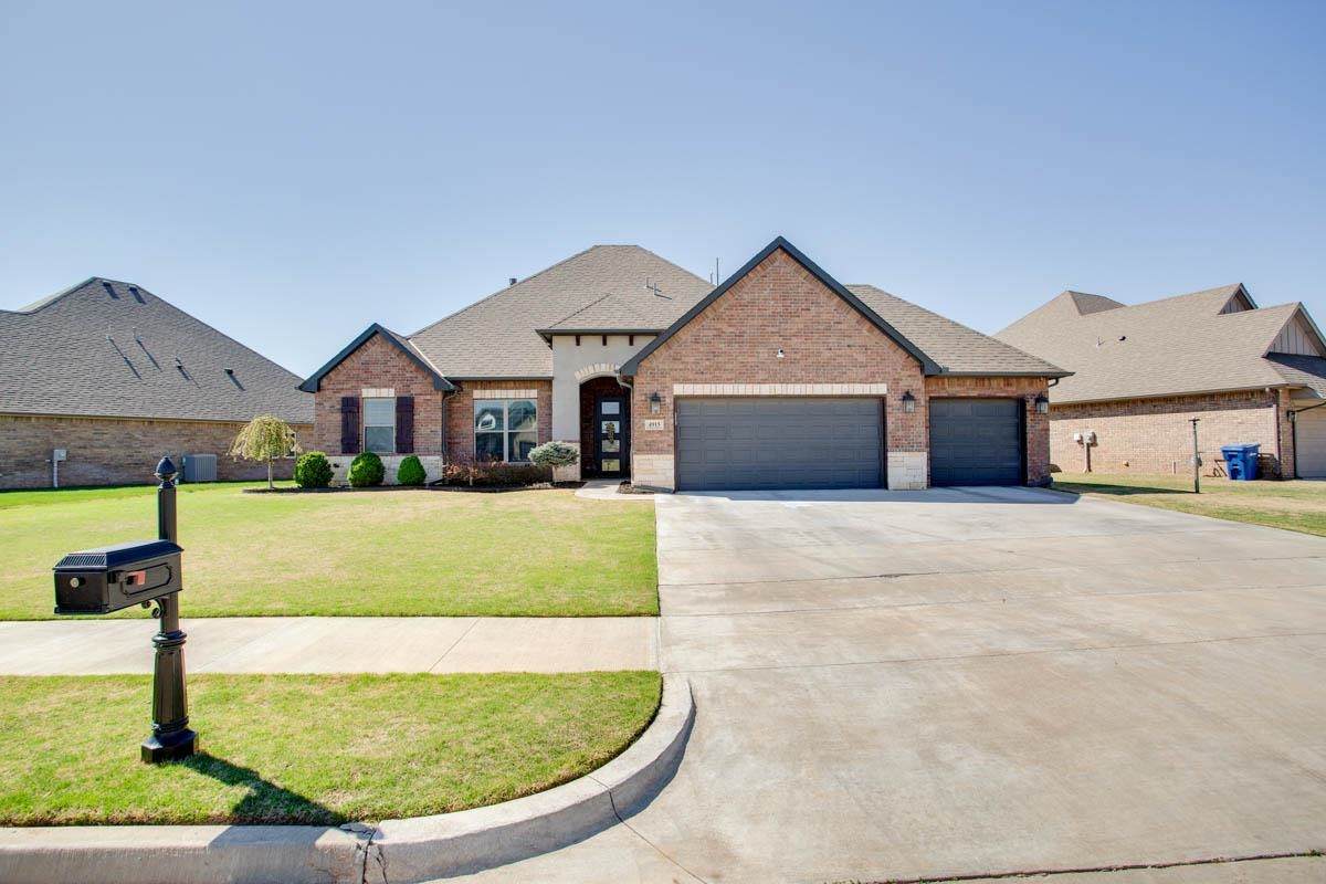 4915 Deerfield Ave - Photo 1