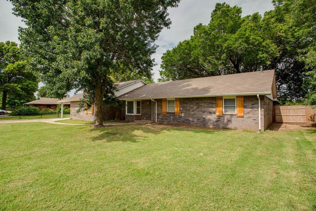 4212 Unruh Dr - Photo 1