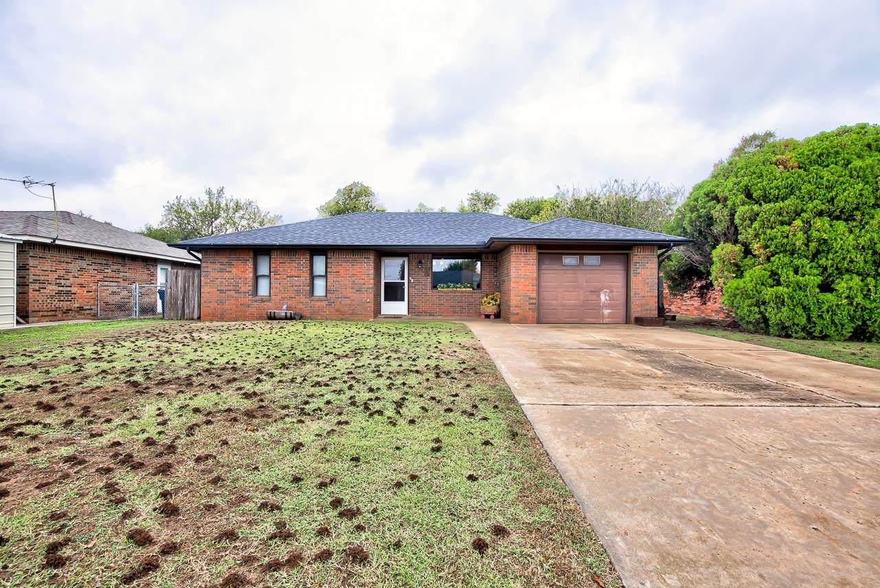 252 Christy Dr - Photo 1