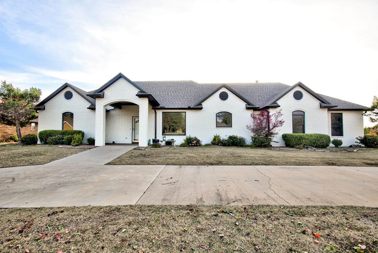 2902 Barnswallow Rd - Photo 1