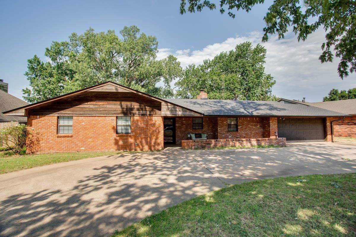 1206 Briar Creek Rd - Photo 1
