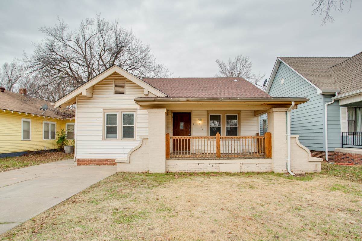 514 Lincoln St - Photo 1
