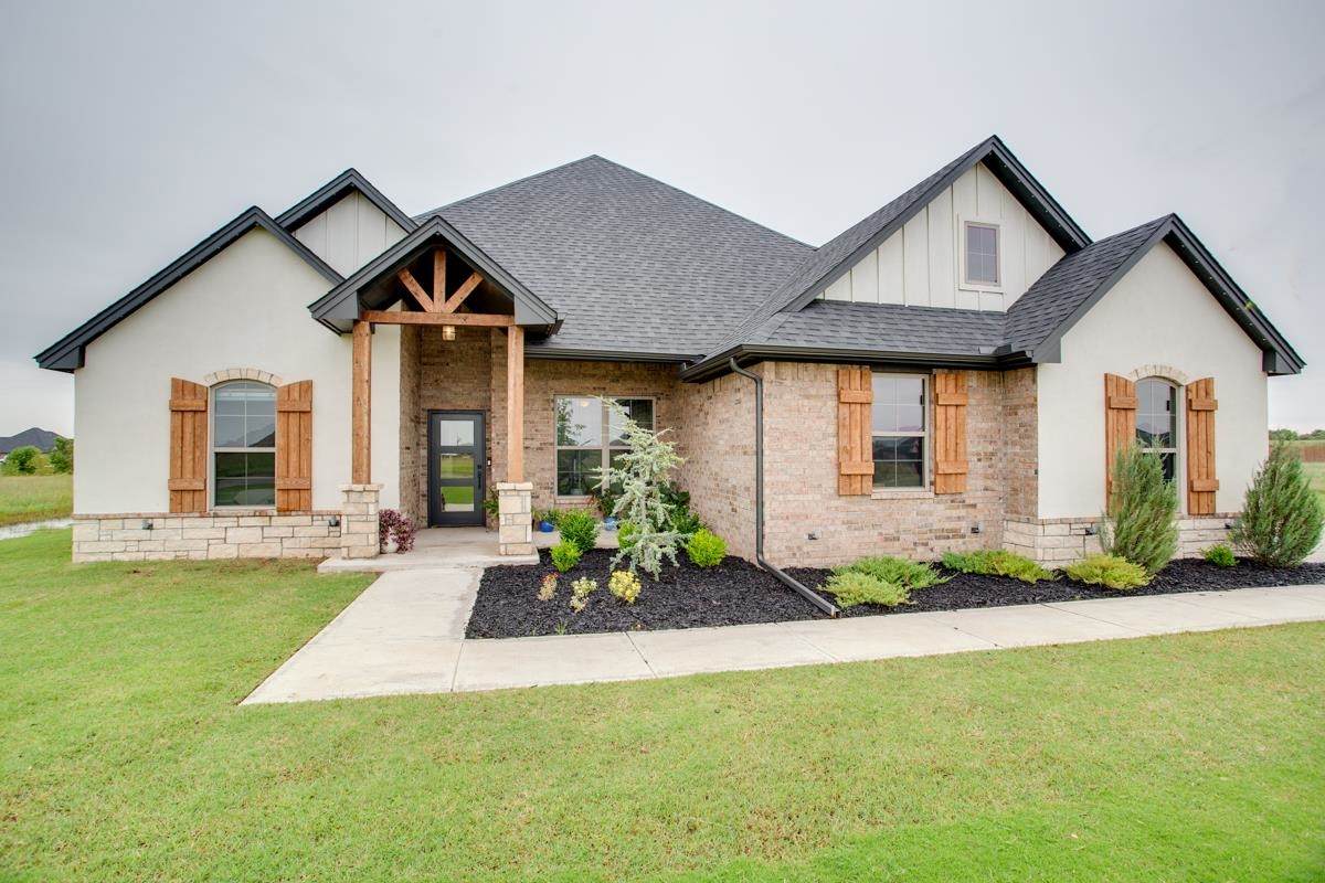 3511 Meadow Dr - Photo 1