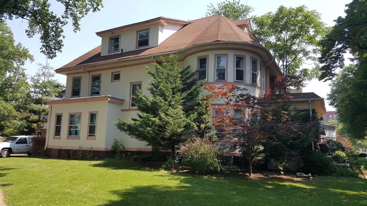 1907 Ditmas Ave - Photo 1