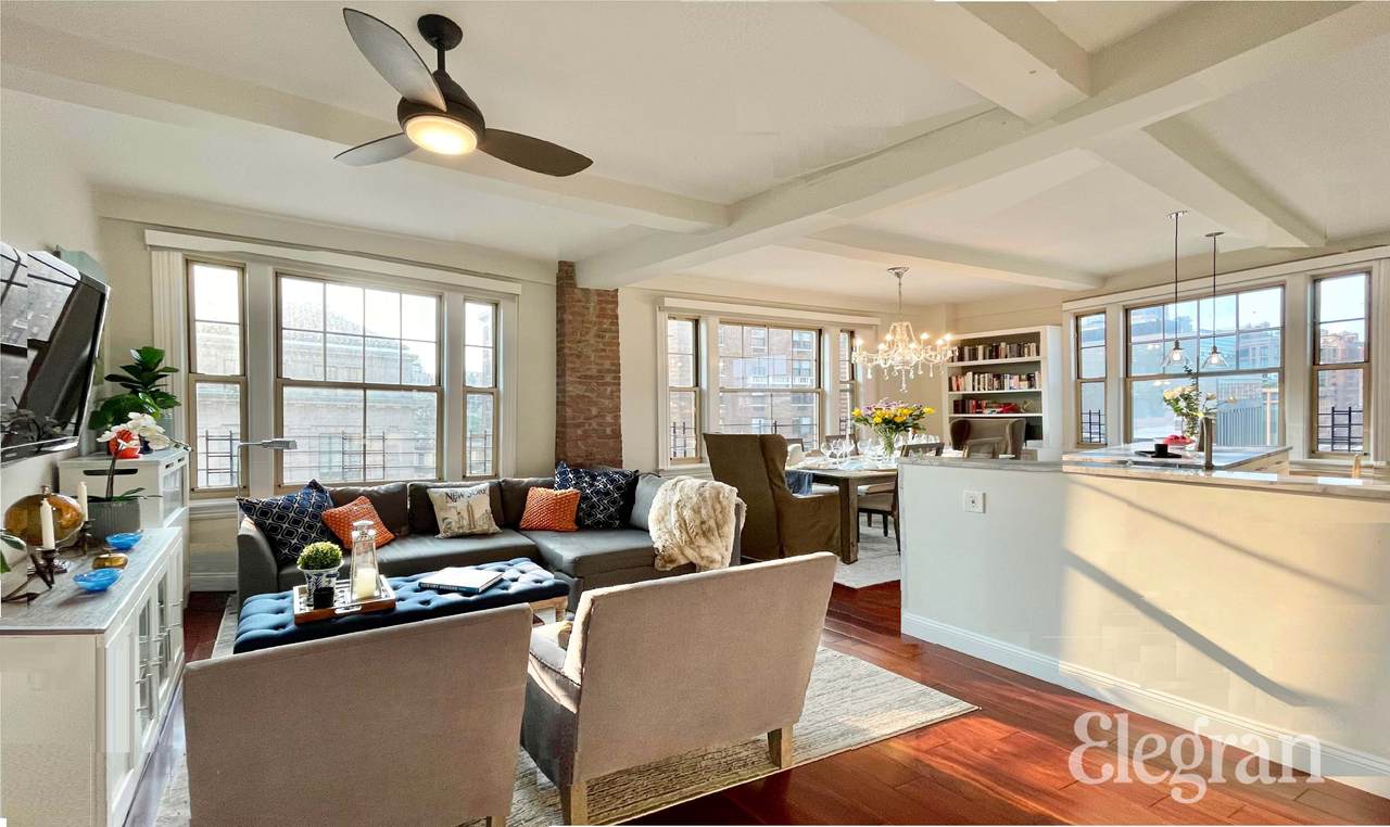 170 West 74th Street - Photo 1