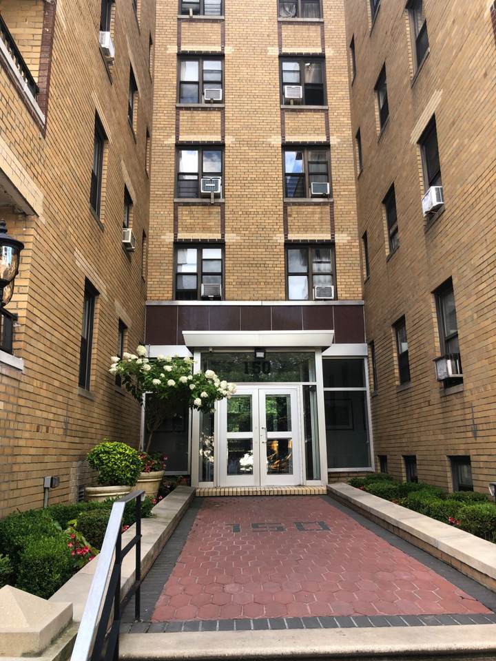 150 West End Ave - Photo 1