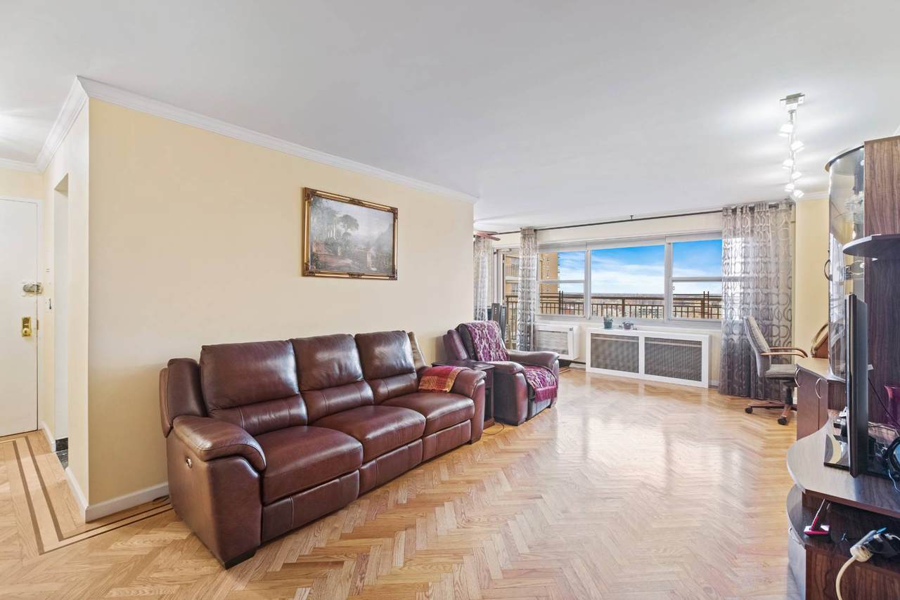 448 Neptune Ave - Photo 1