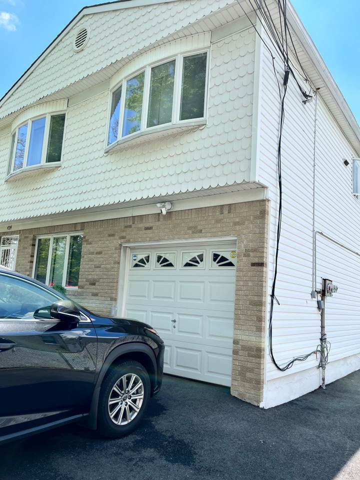434 Edgegrove - Photo 1