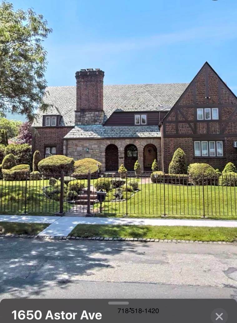 1650 Astor Ave. - Photo 1
