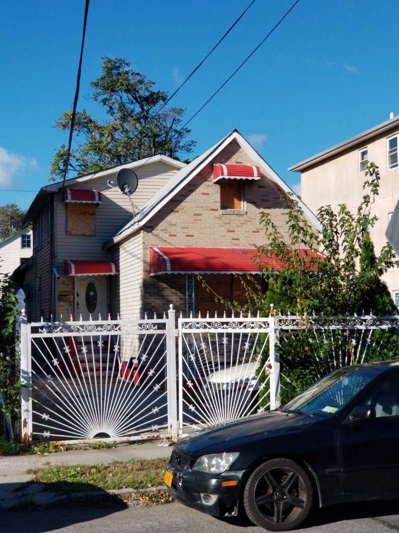 2923 Bruner Avenue - Photo 1