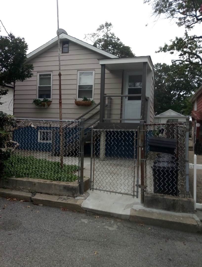85B Edgewater Park - Photo 1