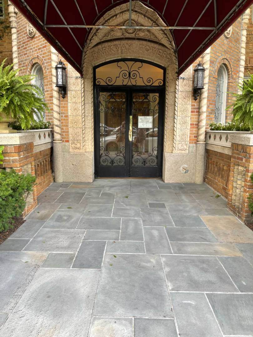 219 Bronx River - Photo 1