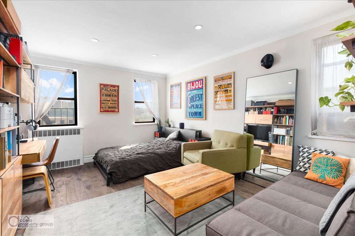 90 Park Terrace East - Photo 1