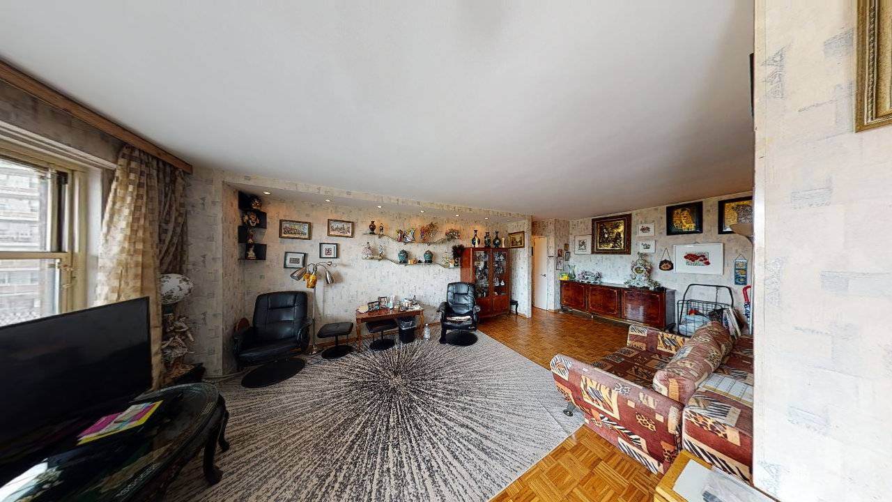 2932 West 5 Street - Photo 1
