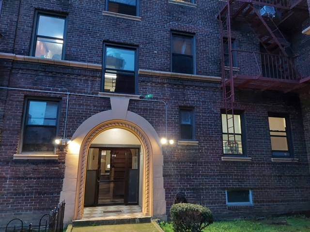 62-64 Saunders Street - Photo 1