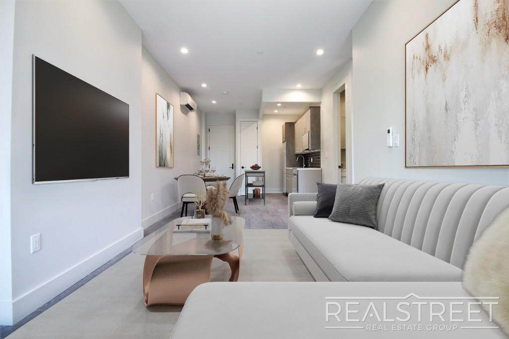697 Dekalb Ave - Photo 1