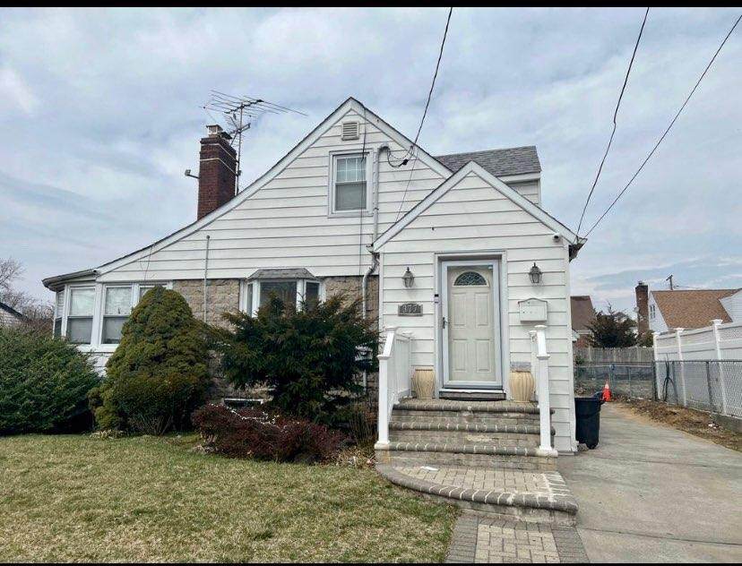 377 Sapir Street - Photo 1