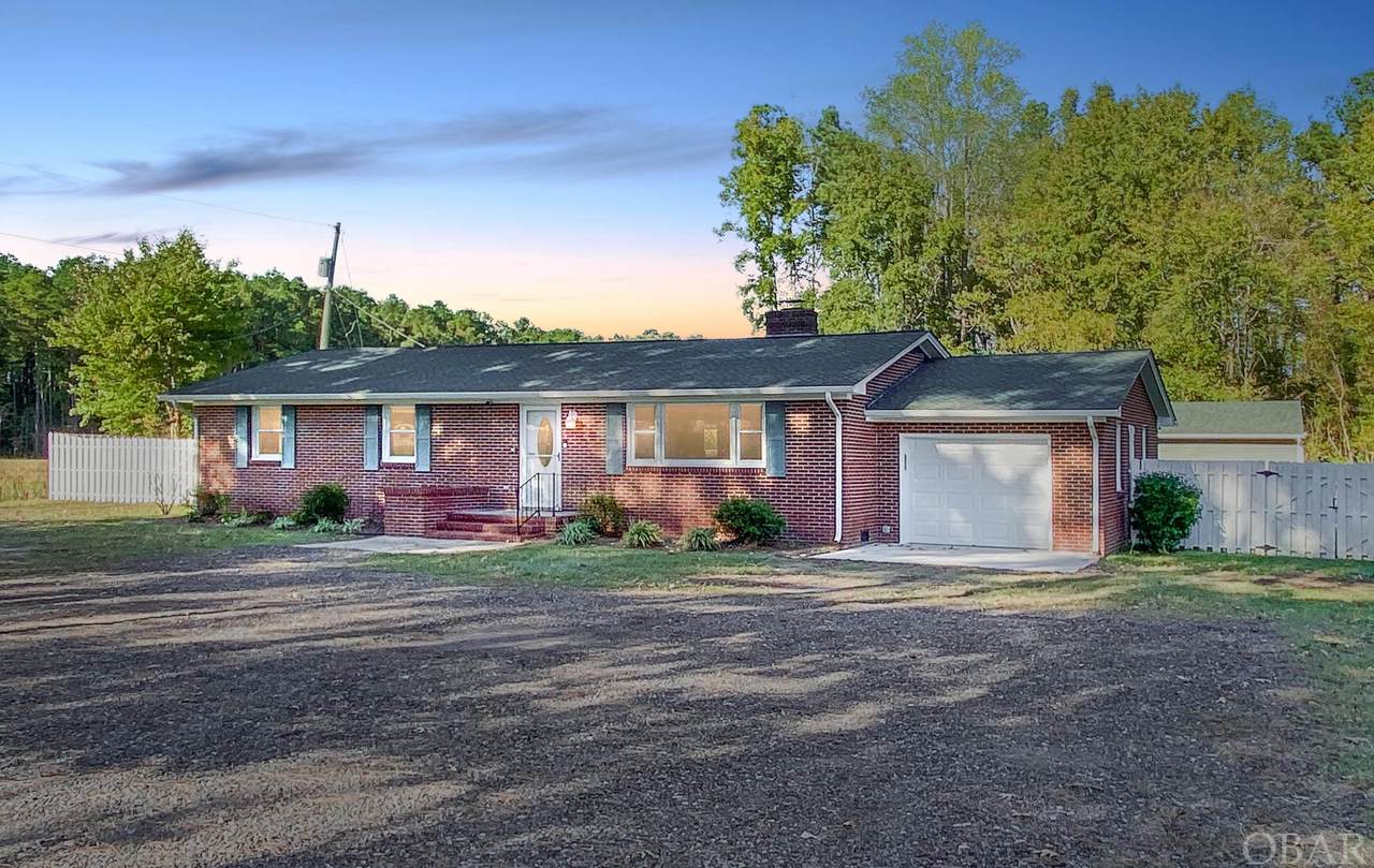 1429 Caratoke Highway - Photo 1