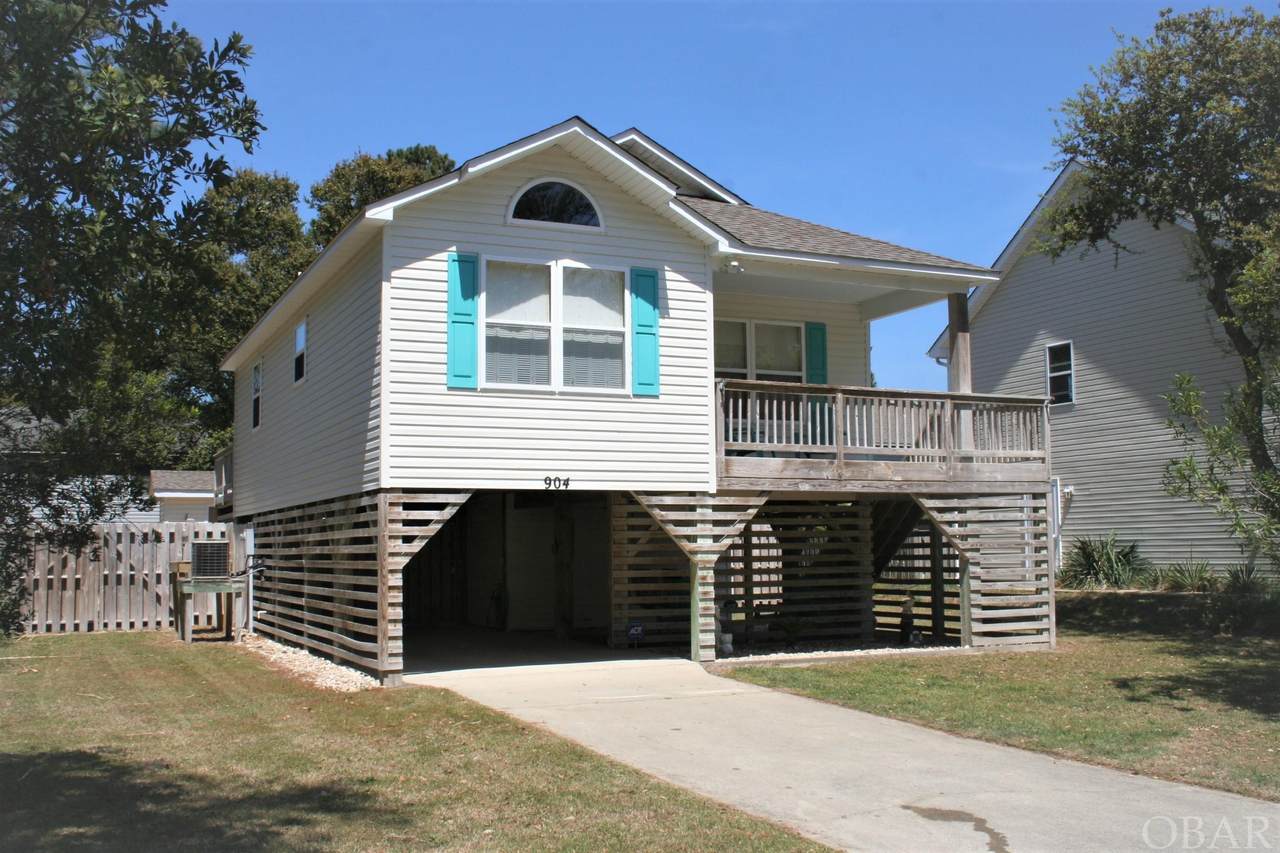 904 Indian Drive - Photo 1