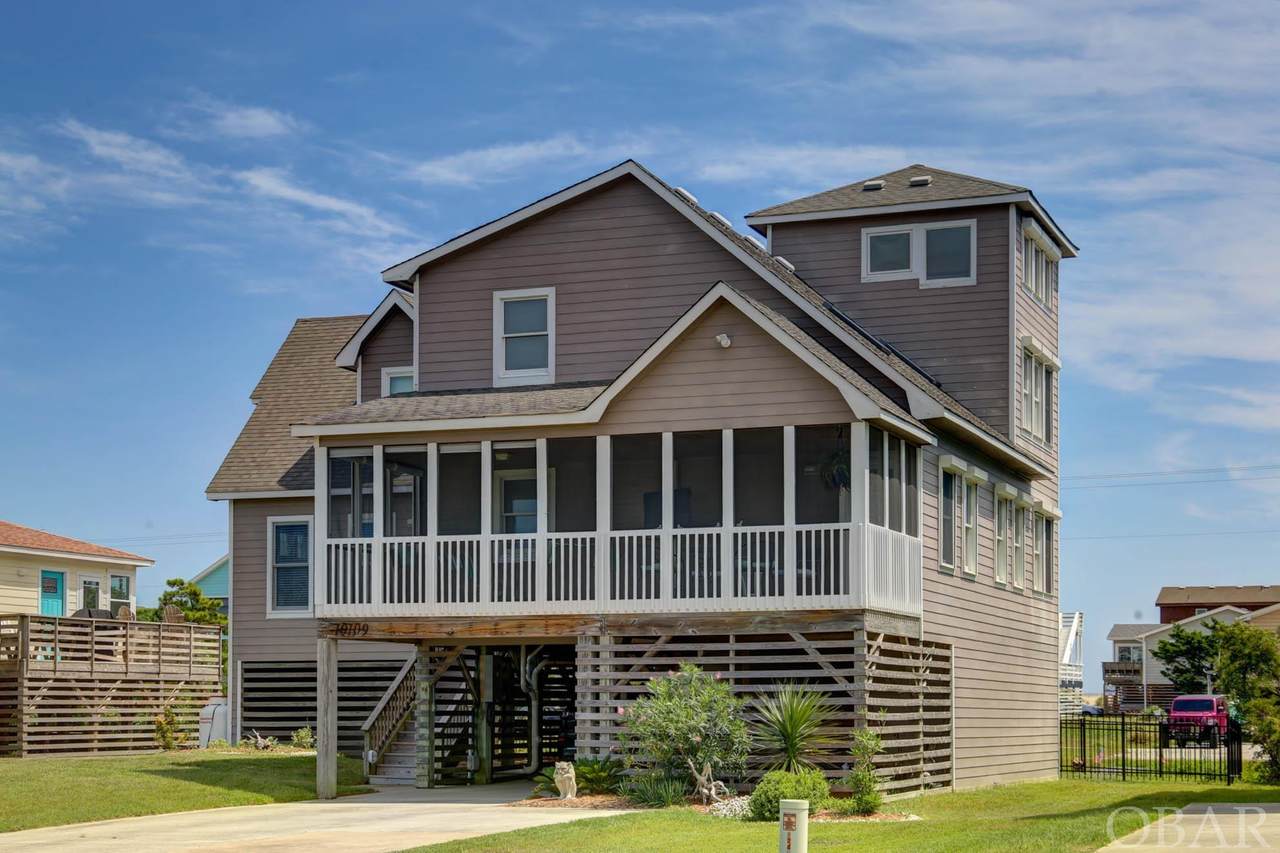 10109 Colony South Drive - Photo 1