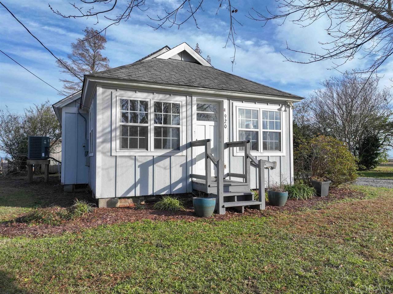920 Waterlily Road - Photo 1