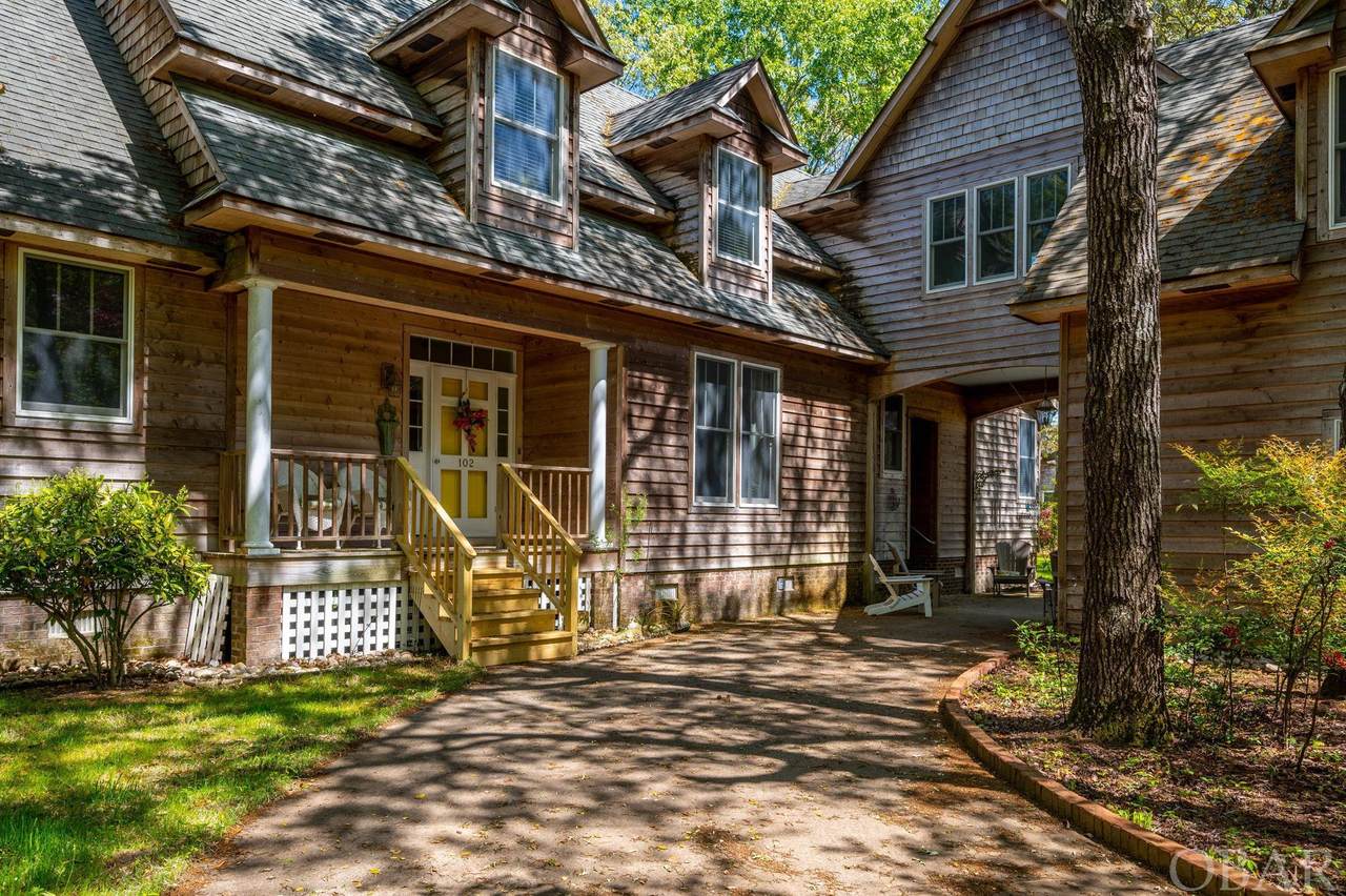 102 Canopy Lane - Photo 1