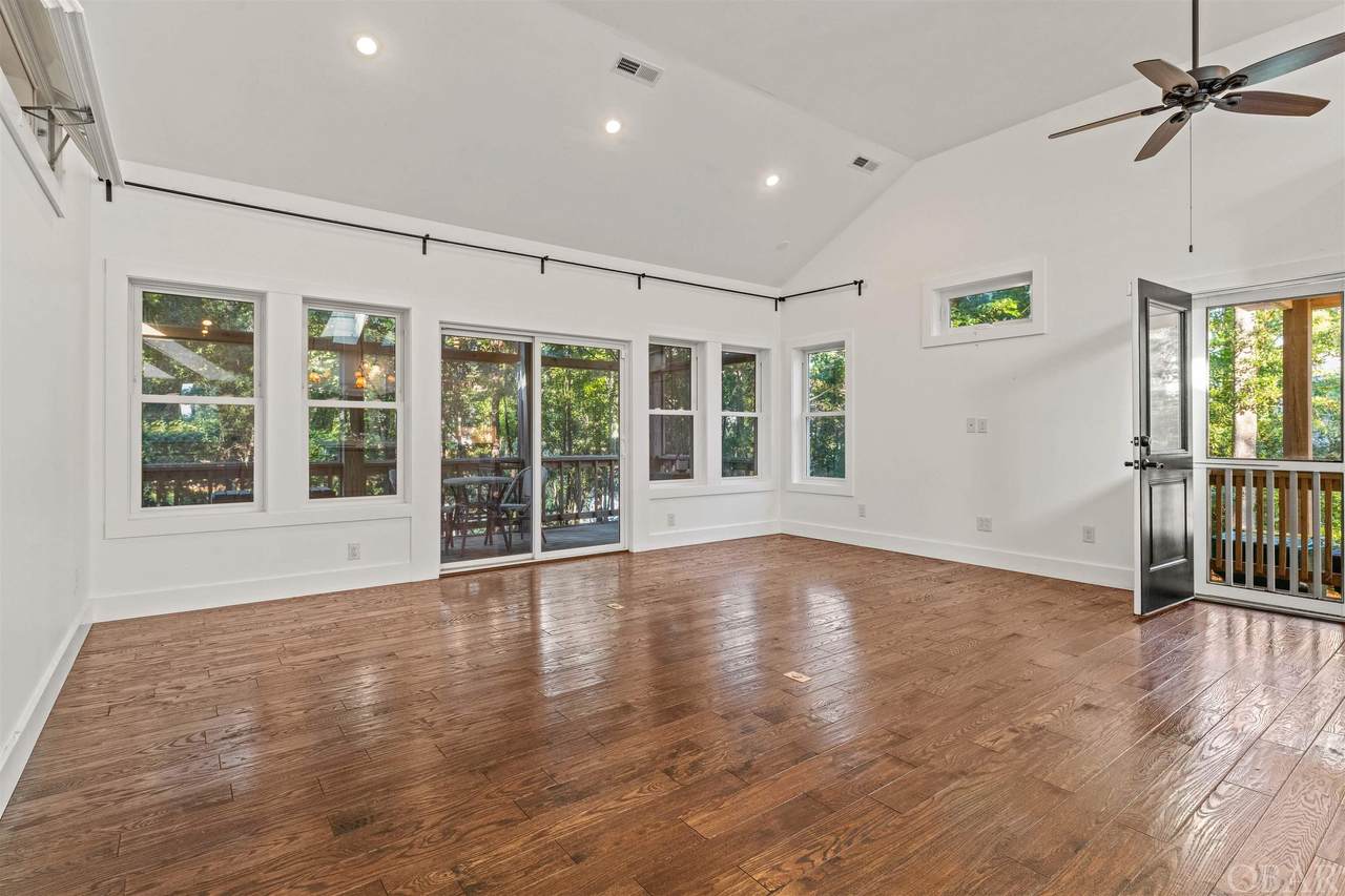 24 Widgeon Court Lot 24, Southern Shores, NC 27949 (MLS 125155) Sun