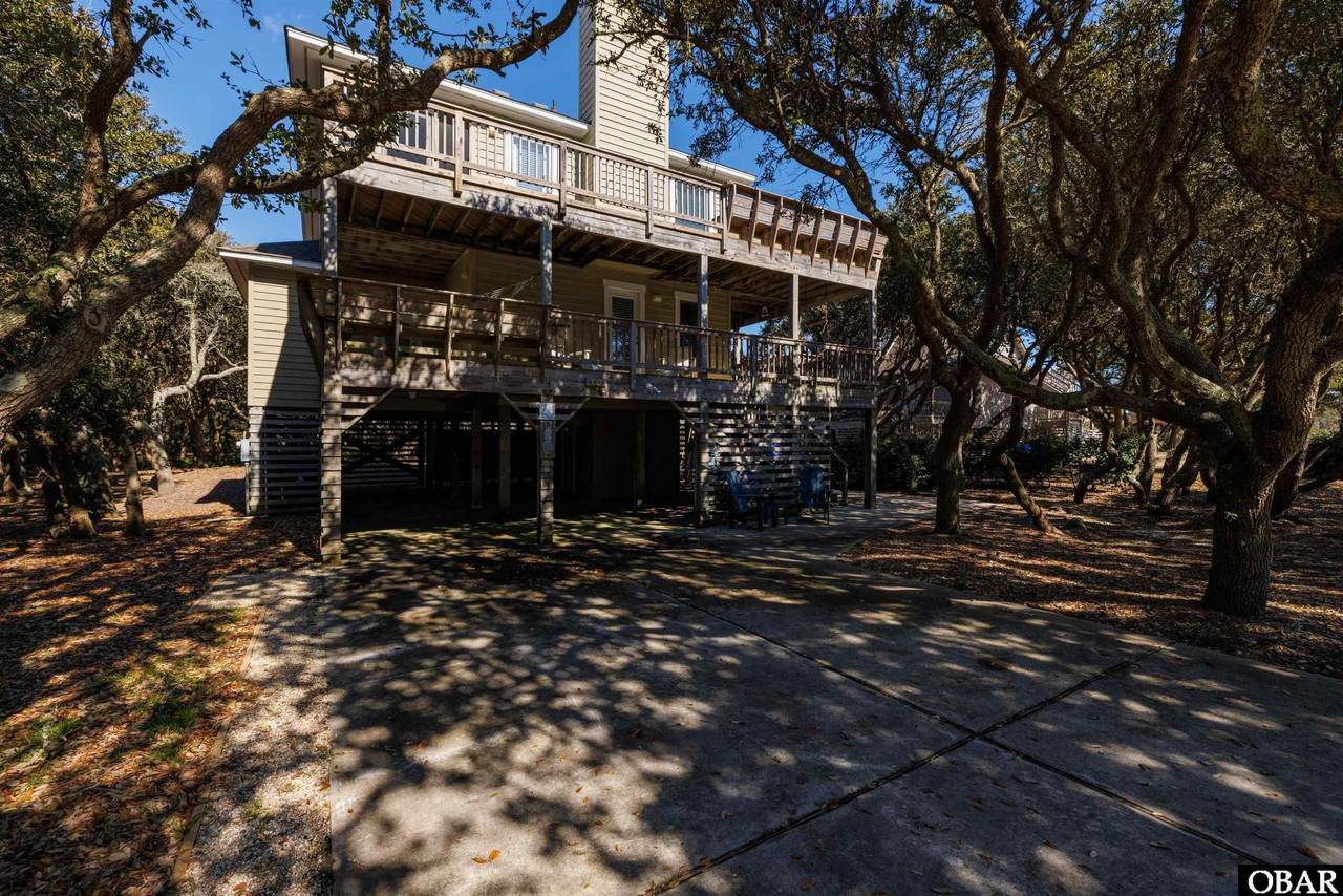 121 Martin Lane - Photo 1
